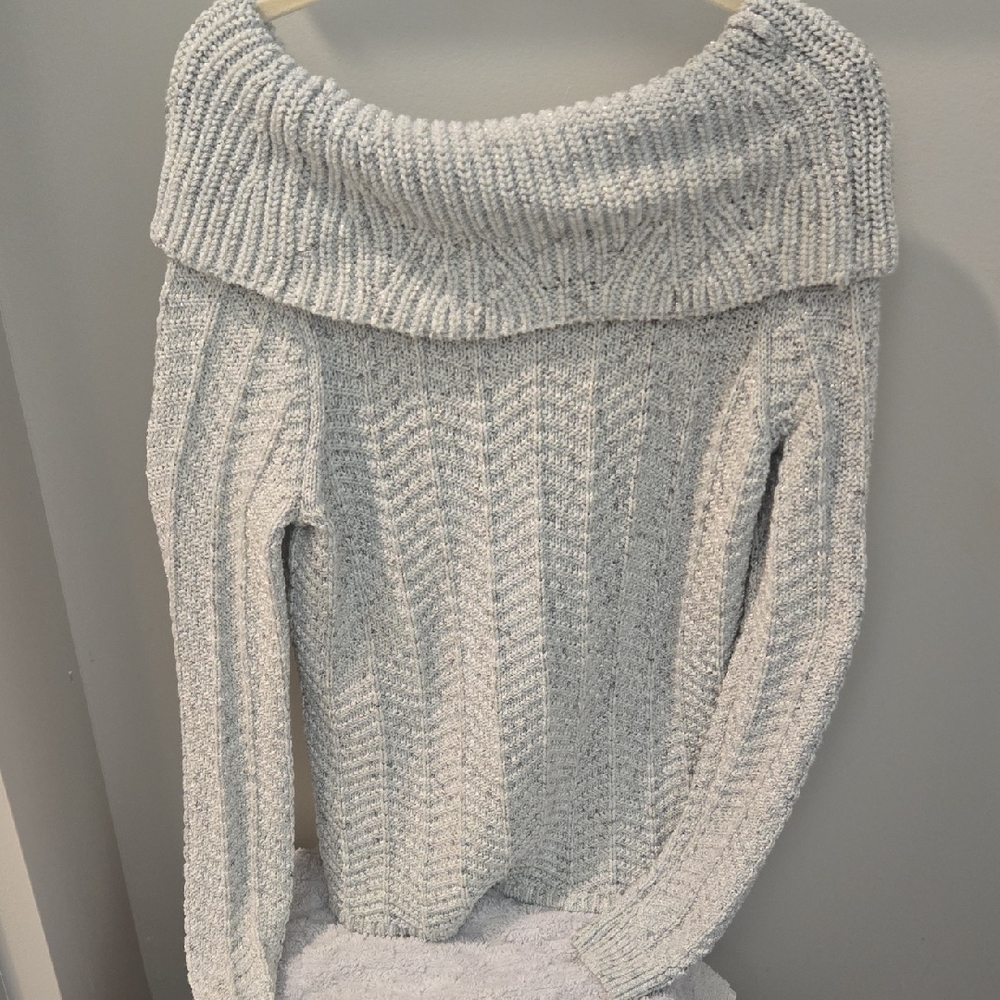 White House Black Market Off-Shoulder Sweater - Light Gray Size Large